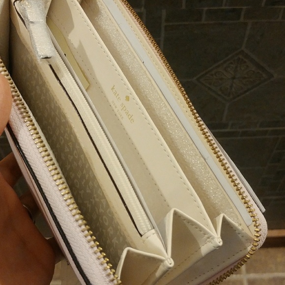 { kate spade } Mikas Pond Lacey Wallet - Picture 8 of 8
